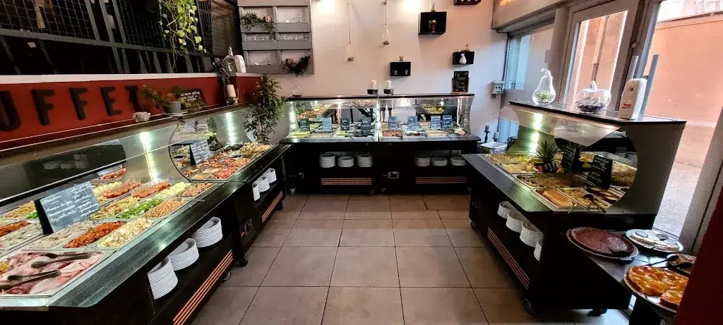 Libor Hula_O Buffet_Marseille_recensione