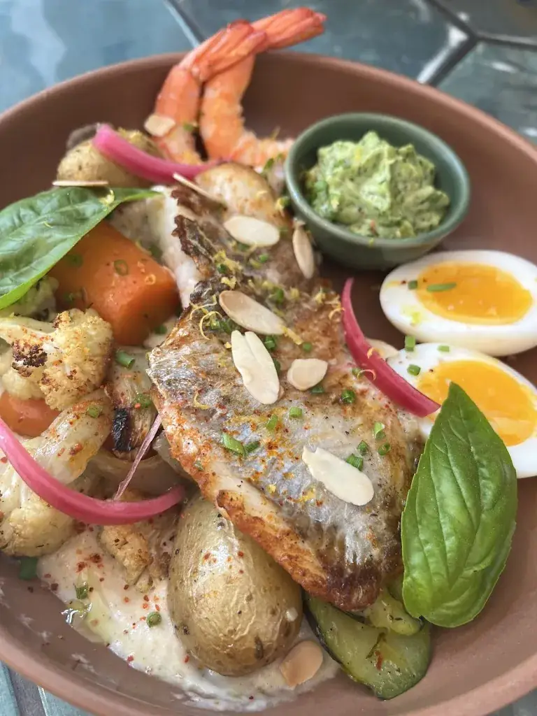 Elaia_Marseille_slider_image_3