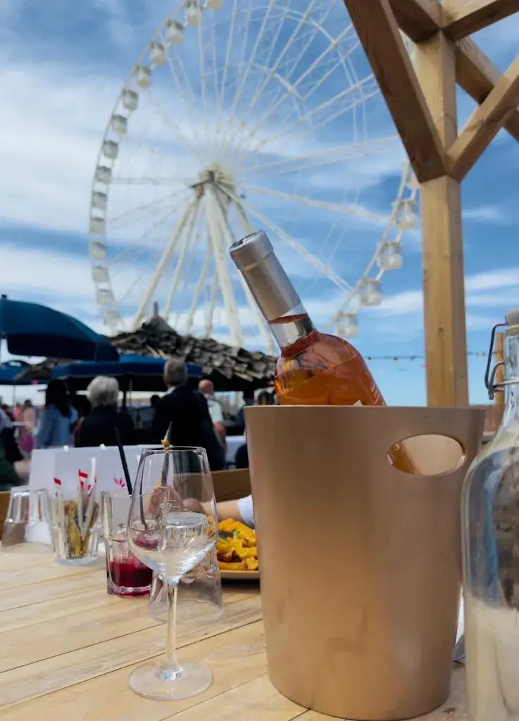 JC HIMSELF_Les voiles M_Marseille_recensione