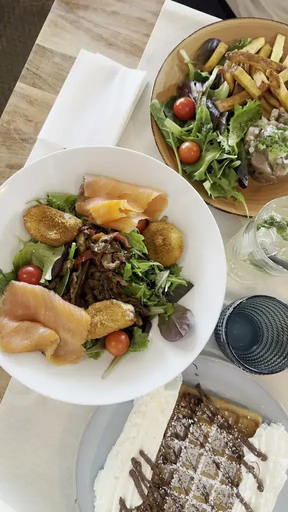 Les voiles M_Marseille_slider_image_2