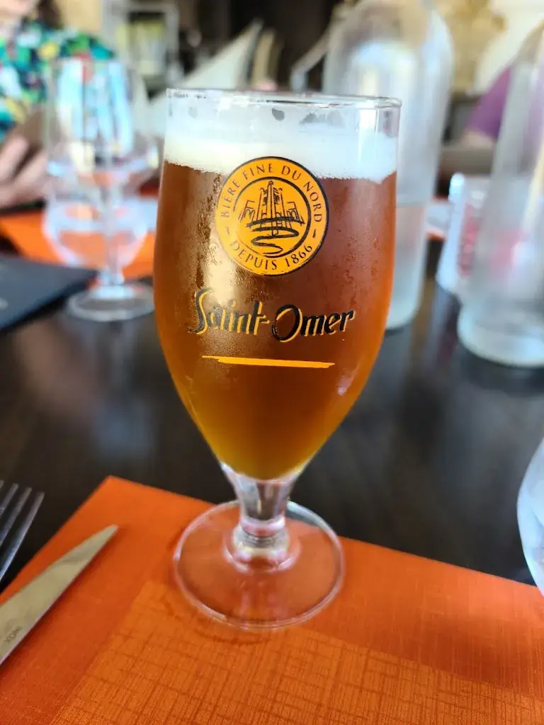 Brent Husband_Les trottoirs marseillais_Marseille_review