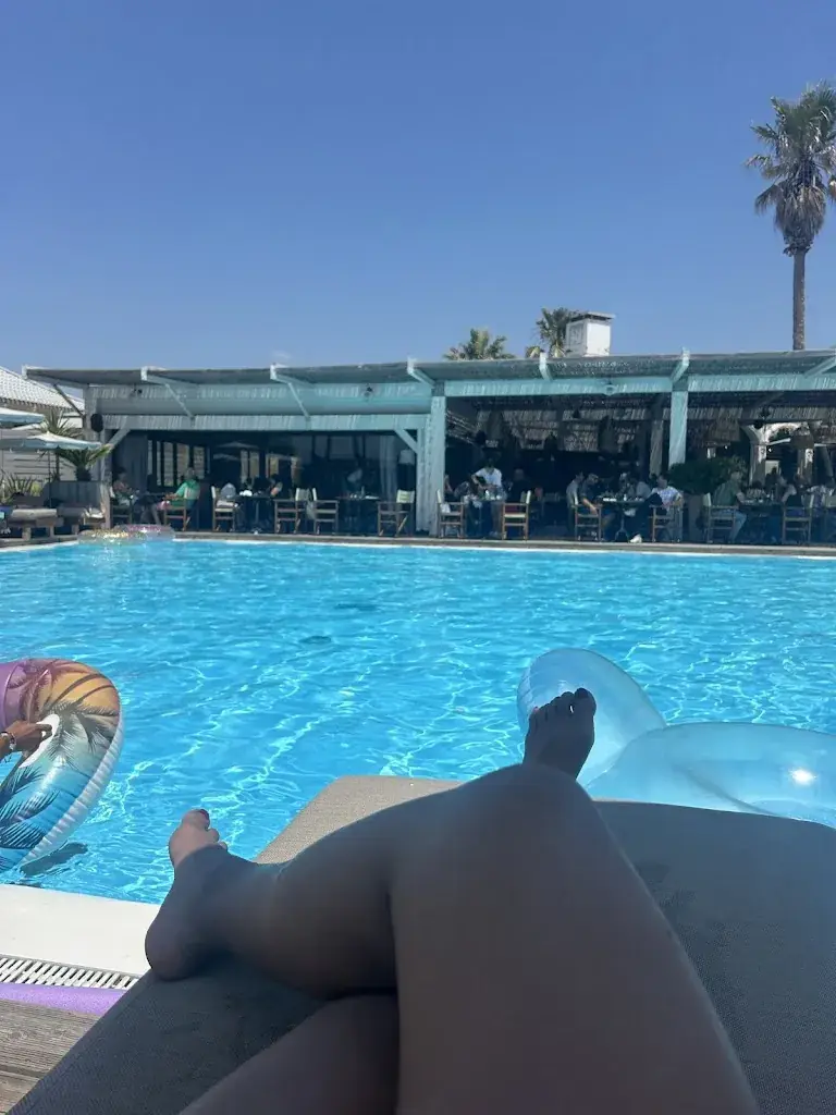 fitri sari_SportBeach_Marseille_review