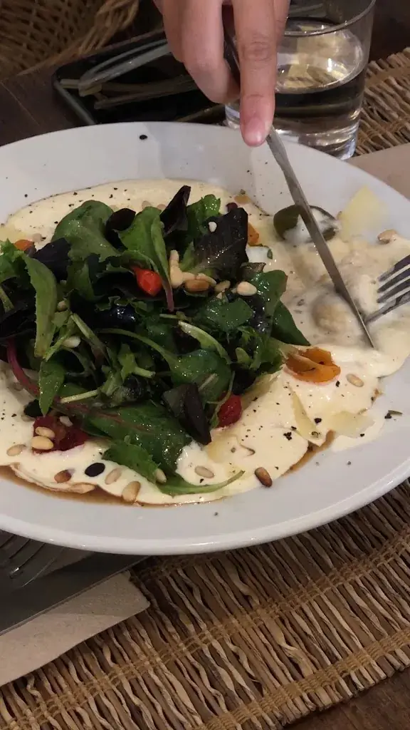 La Cantine De Lynn_Marseille_slider_image_2