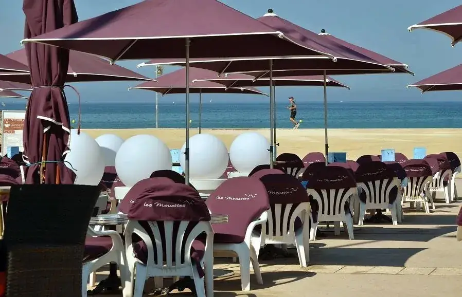 Les Mouettes_Marseille_slider_image_1