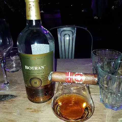 Le Bonne Veine_Marseille_slider_image_2