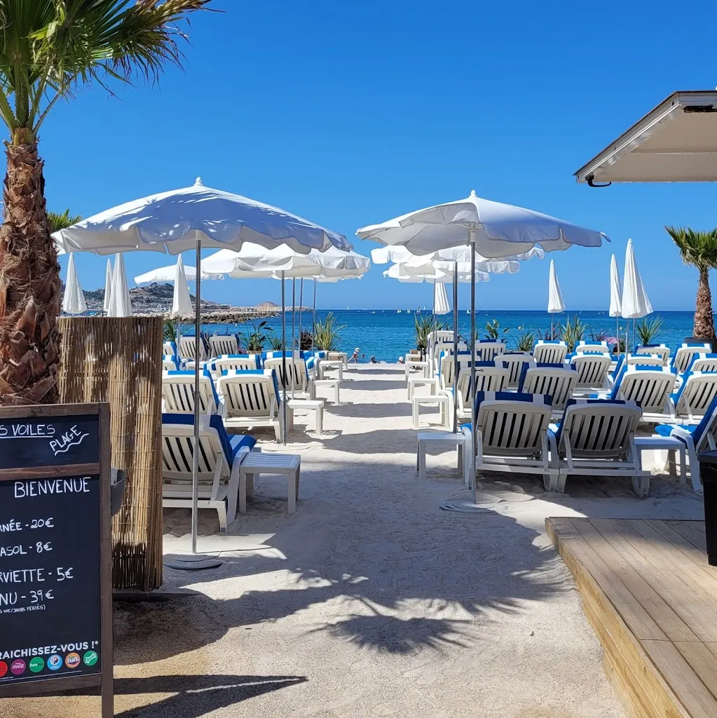 Les Voiles M Plage_Marseille_slider_image_1