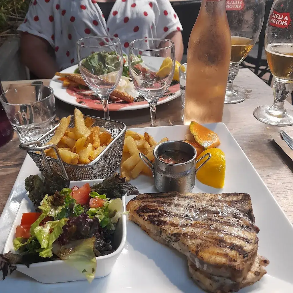 Brasserie La Strada_Marseille_slider_image_3