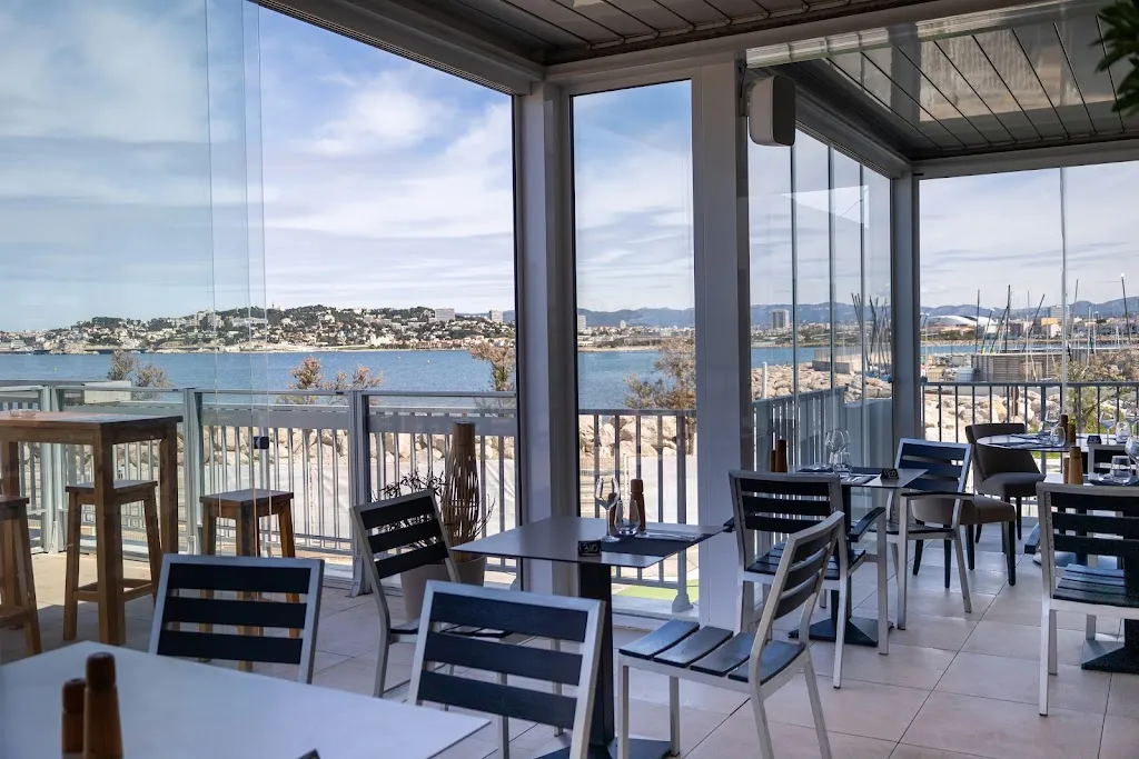 Le Yachting_Marseille_slider_image_1