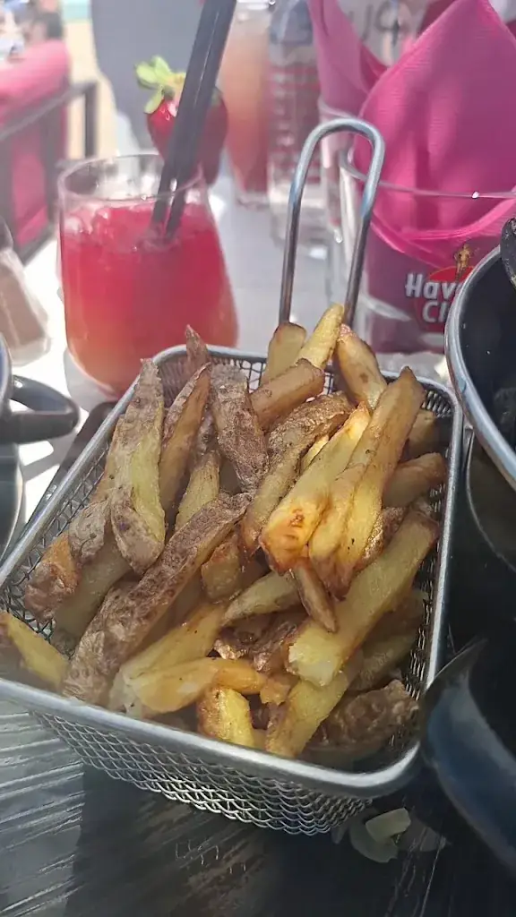 Saona Beach_Marseille_slider_image_2