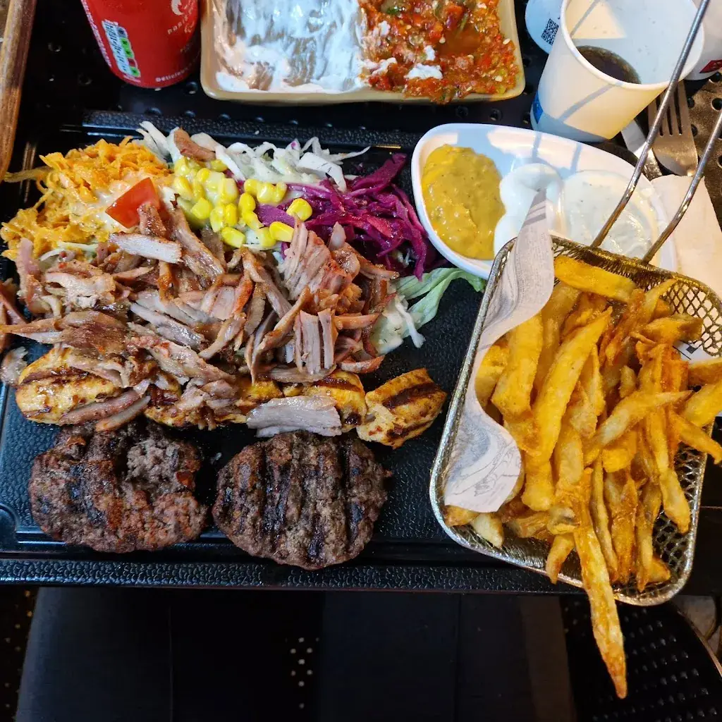 Pacha Grill - Restaurant Marseille_Marseille_slider_image_3