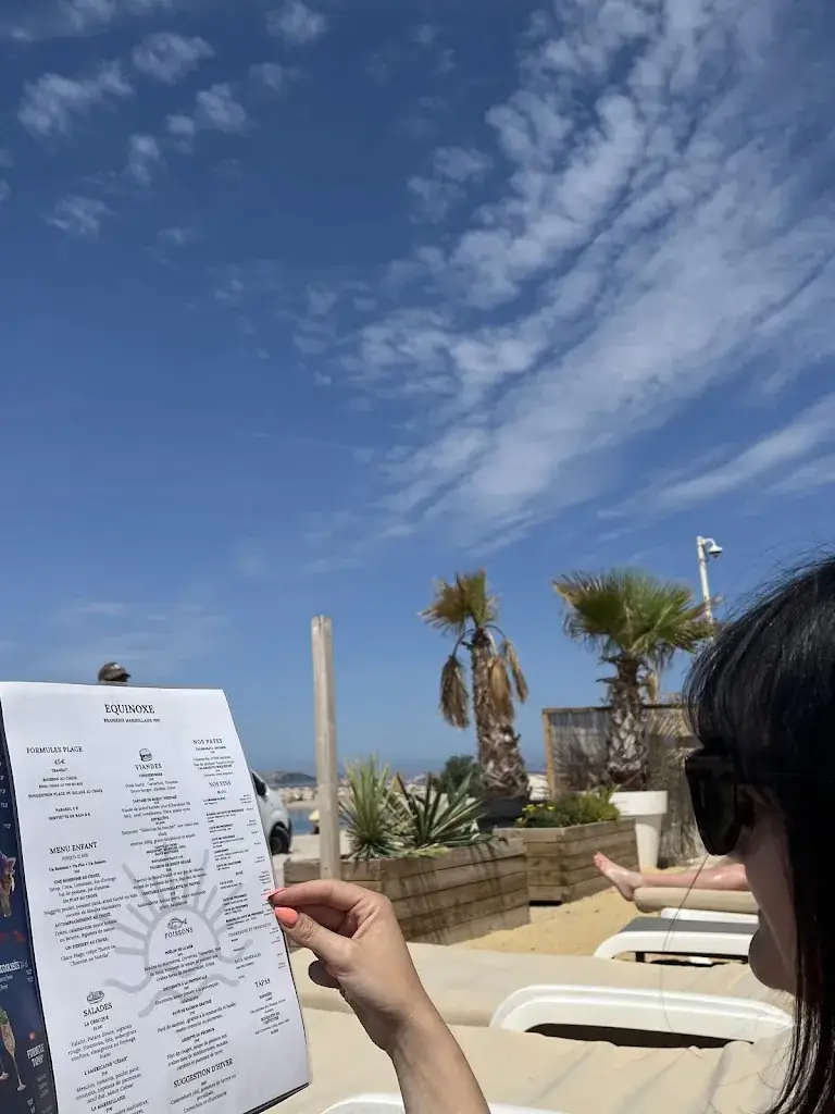 Menu_L'EQUINOXE BEACH - Plage Privée_Marseille_immagine_3