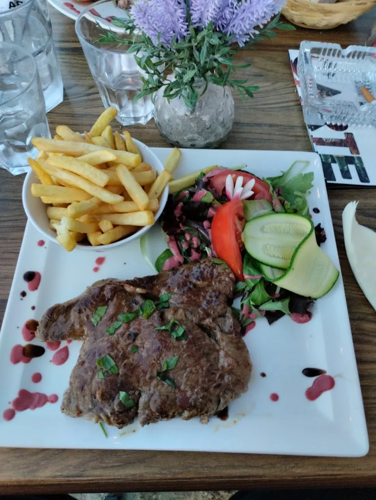 Menu_O-beach Bar a Tapas_Marseille_image_8