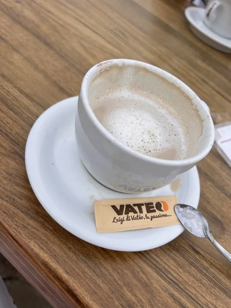 Iryna Sikorska_O-beach Bar a Tapas_Marseille_review