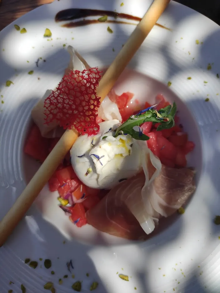 miriam adamowicz_O-beach Bar a Tapas_Marseille_review