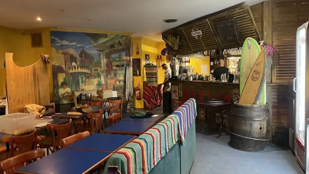 L'Indigo Café_Marseille_slider_image_2