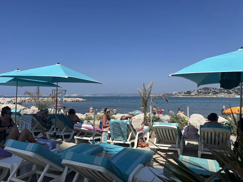 L'Indigo plage privée restaurant in Marseille