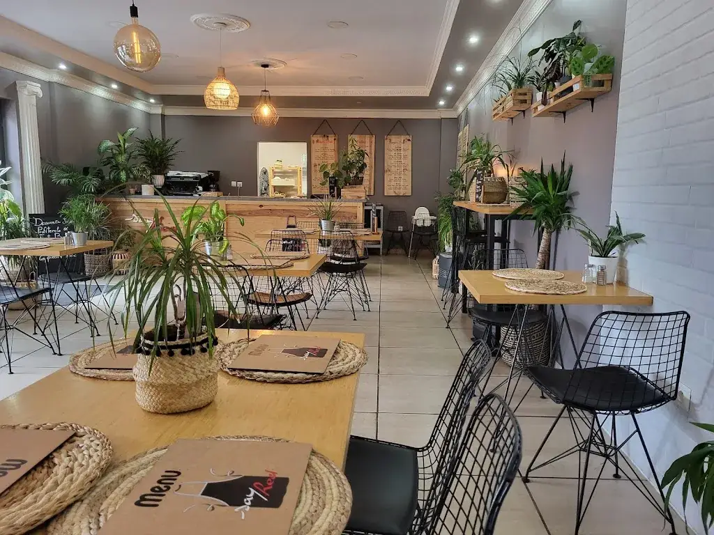 SAYRED_Oyonnax_slider_image_1