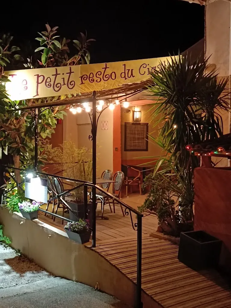Le petit resto du Cigalou Restaurant in Bormes-les-Mimosas