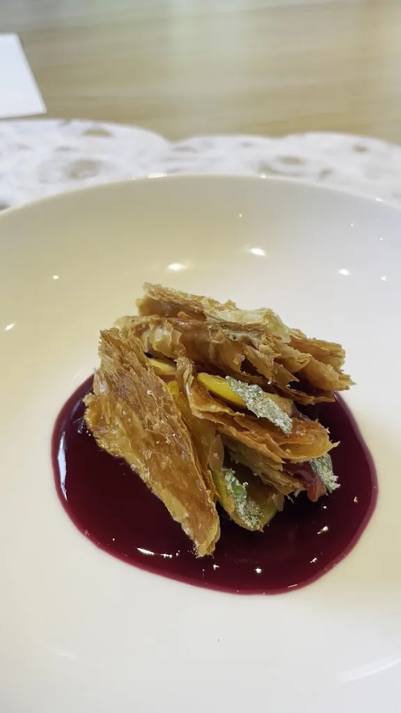 Restaurant Troisgros Le Bois sans feuilles restaurant in Ouches