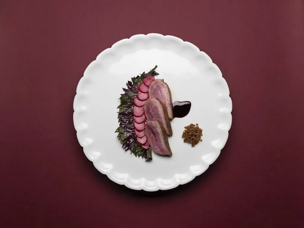 Restaurant Troisgros Le Bois sans feuilles_Ouches_slider_image_2