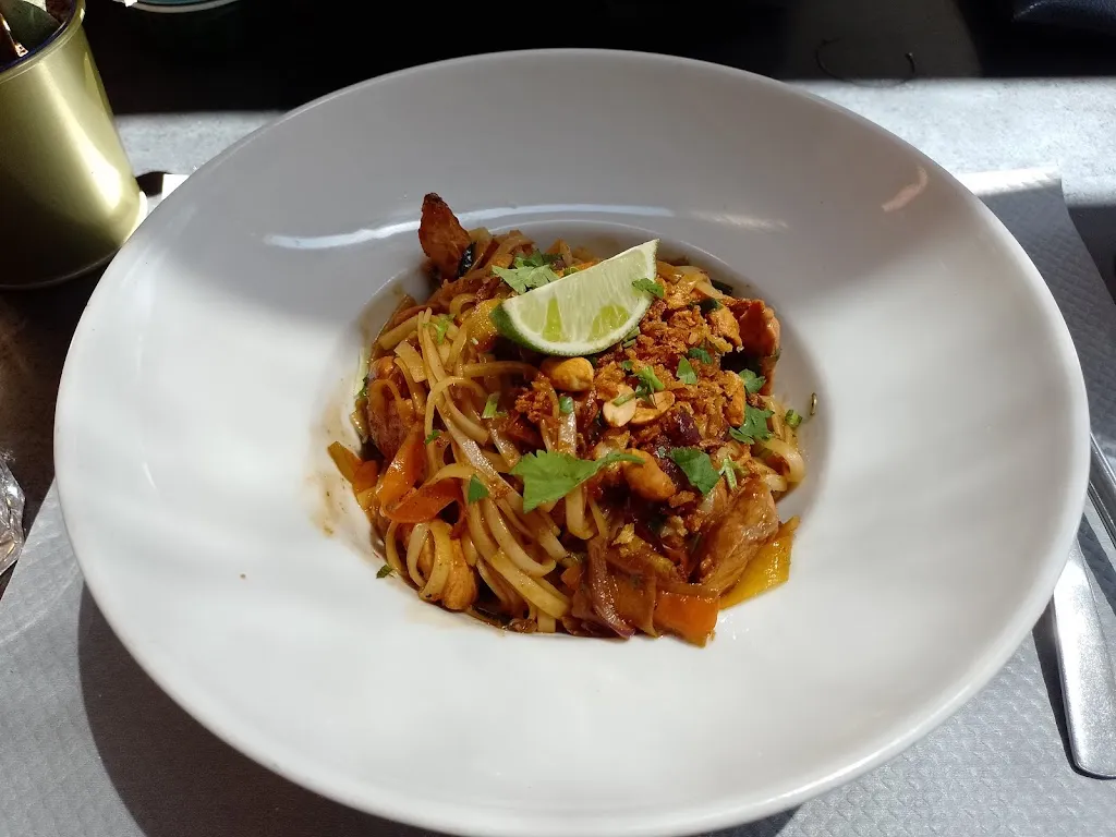 Keith Allen_Café du Progrès - Bormes-les-Mimosas_Bormes-les-Mimosas_recensione