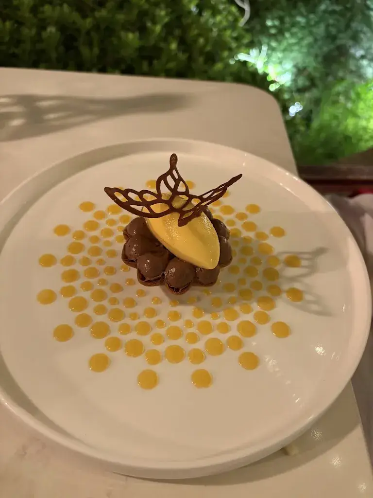 Alexandra Pensec_Restaurant Eden Flow, La Roseraie & l'Eden Blue - Bormes-les-Mimosas_Bormes-les-Mimosas_review