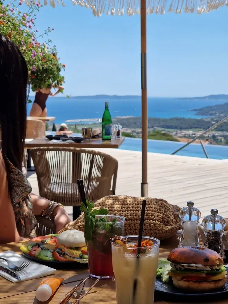 Restaurant Eden Flow, La Roseraie & l'Eden Blue - Bormes-les-Mimosas_Bormes-les-Mimosas_slider_image_3