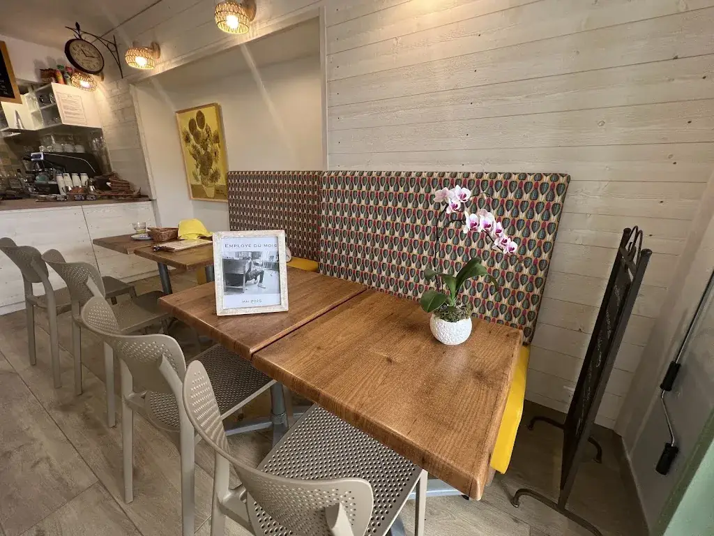 Mimino le temps de voyage_Café Grain de Soleil_Bormes-les-Mimosas_review