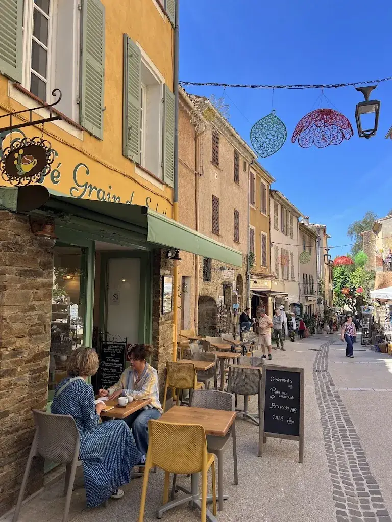 Café Grain de Soleil restaurant in Bormes-les-Mimosas