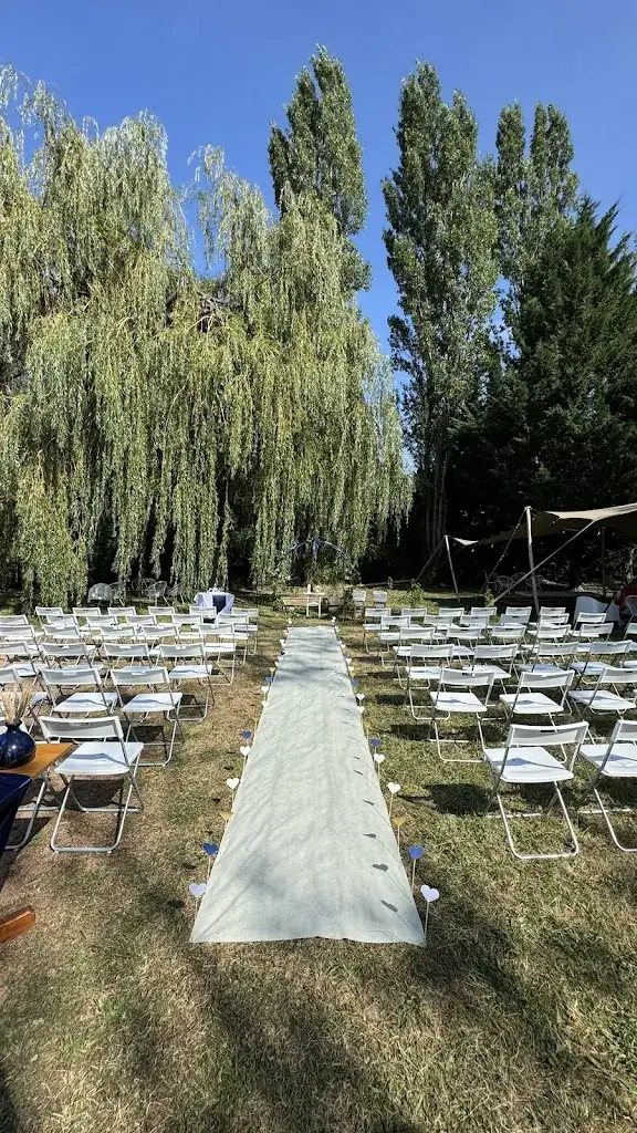 The Source Field_Ouches_slider_image_3