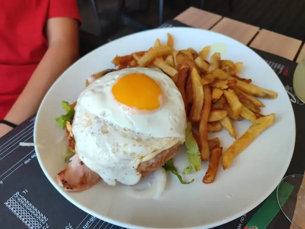 Casa Latina_Bormes-les-Mimosas_slider_image_3