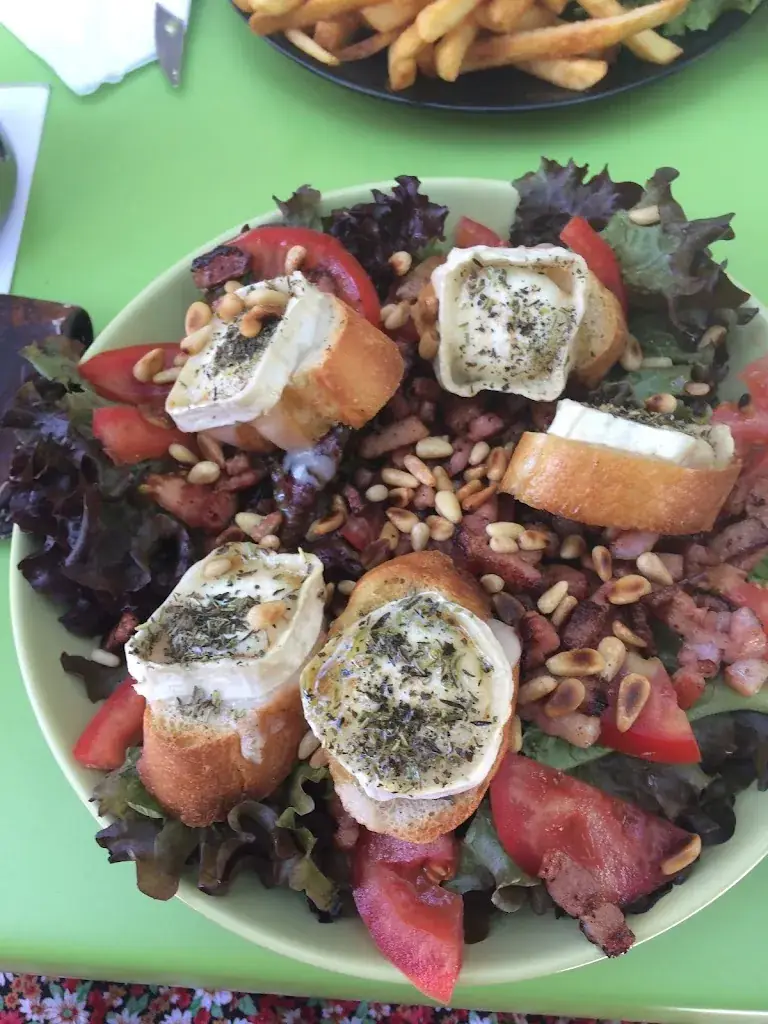 Kasia Malek_L'Hibiscus_Bormes-les-Mimosas_review