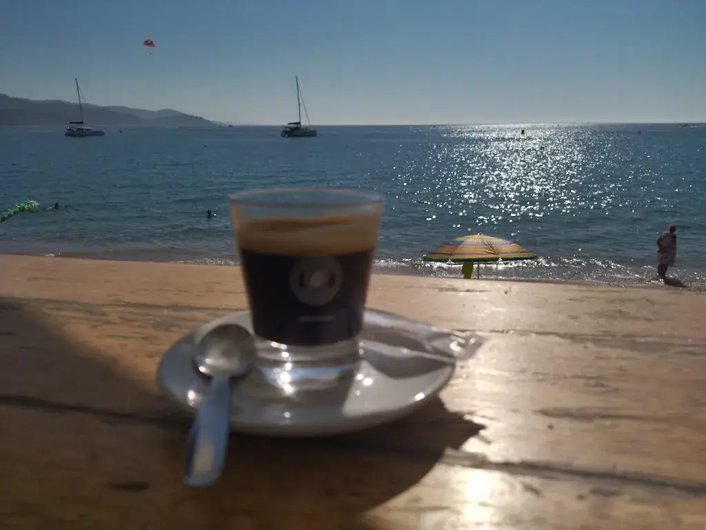 Menu_Plage restaurant L'Effet Mer Le Lavandou_Lavandou_immagine_7