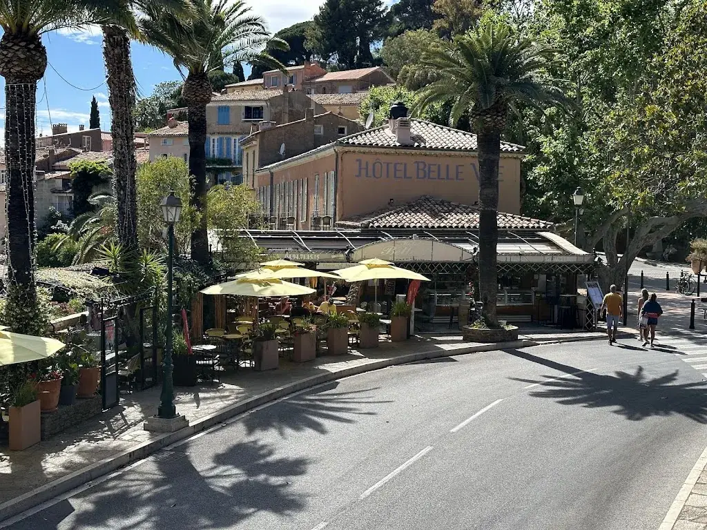 Bar-Restaurant BELLEVUE_Bormes-les-Mimosas_slider_image_3