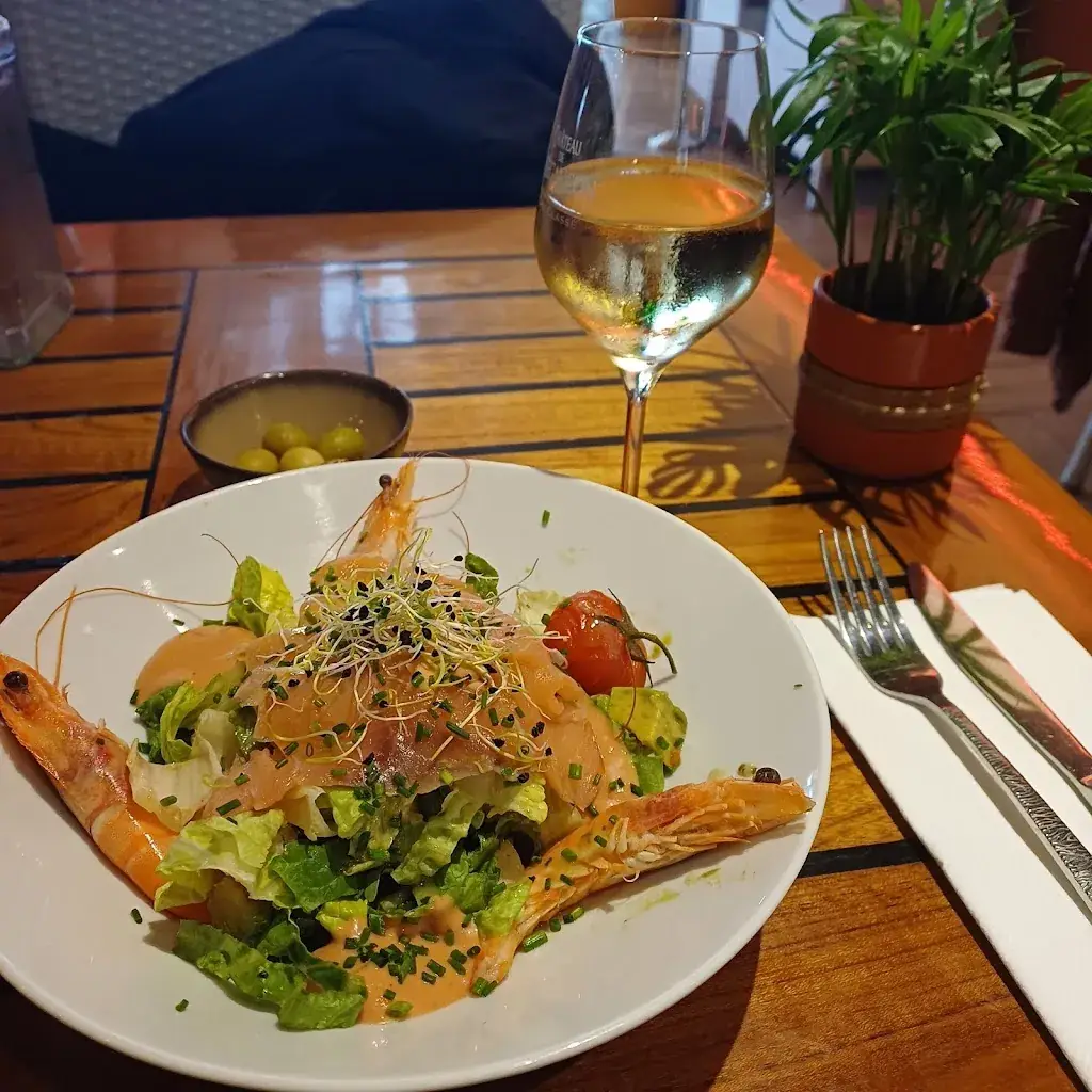 임수연_Le Tam-Tam_Lavandou_review