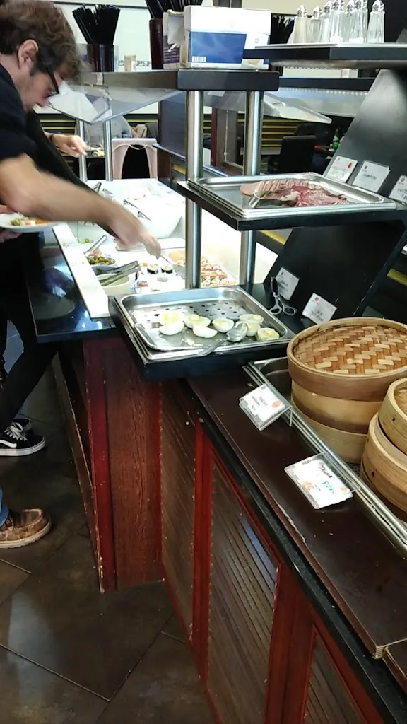 Filippo Cesare Ferrara_Vina Wok_Cabriès_recensione