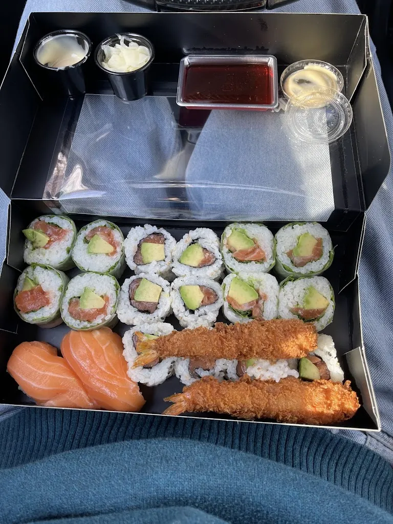 Marjus Garunja_sushi plan de campagne ( Mon petit cali)_Cabriès_review