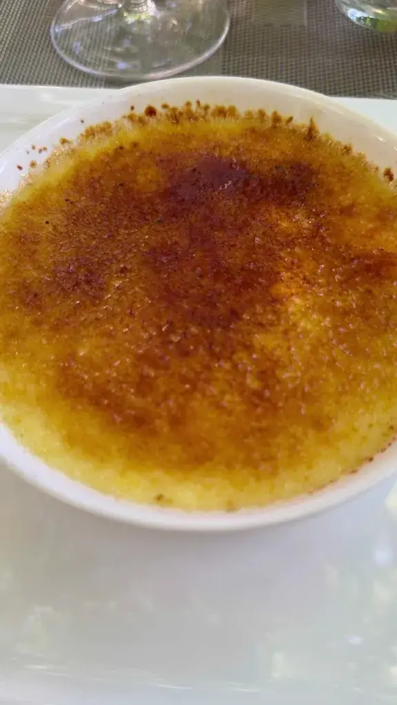 Slava Karpenko (slavikus)_La Bonne Brise_Pennes-Mirabeau_review