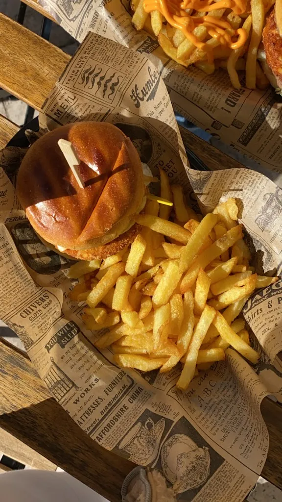 Kate Drozd_Marcel's L'atelier Du Hamburger_Cabriès_review