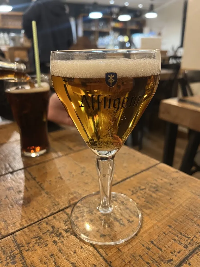 Linda Monique_Le Cosy_Briançon_review