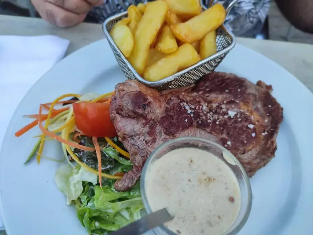 Menu_La Taverne - Table de caractère - Briançon_Briançon_imagen_6