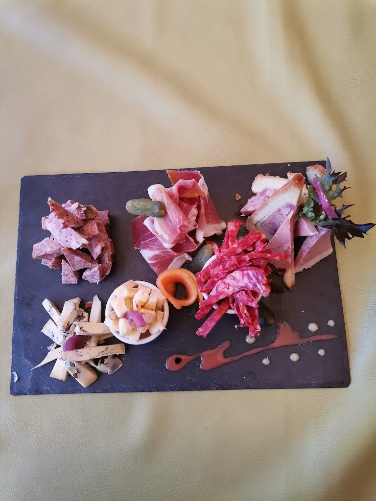 Menu_Restaurant Les Temps de Royon à1 Km de A89 - sortie 31_Salles_image_5