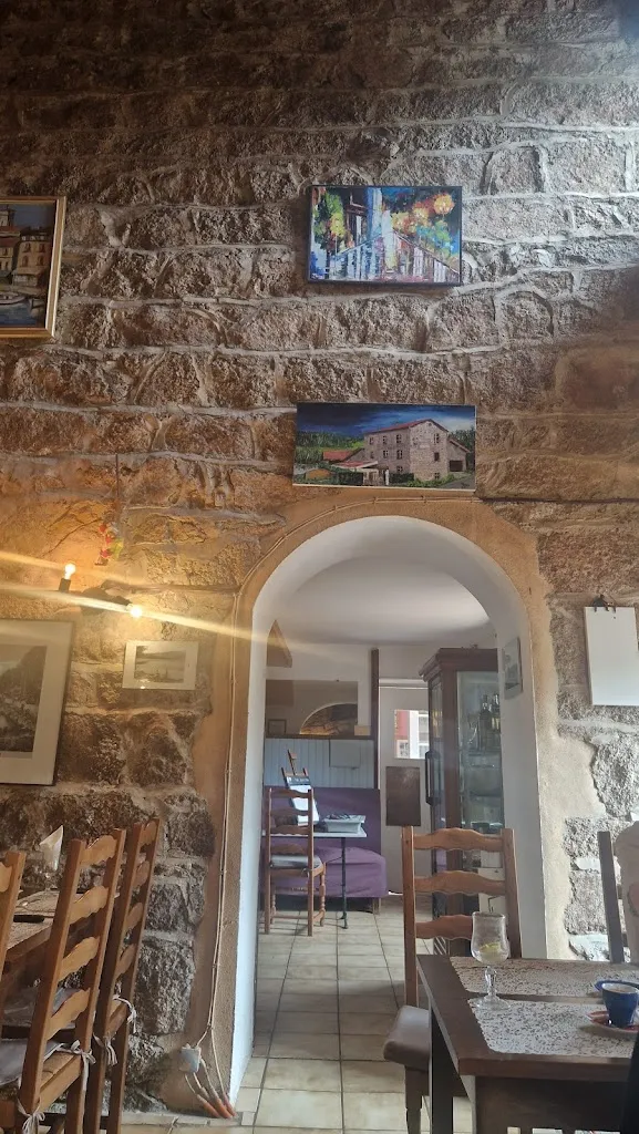 Amila Rizvanović_Restaurant Les Temps de Royon à1 Km de A89 - sortie 31_Salles_review