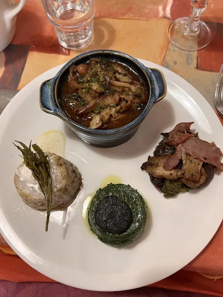 Sarah Short_Restaurant le gastrologue...................................... Ouvert tous les Soirs à partir de 19h_Briançon_review