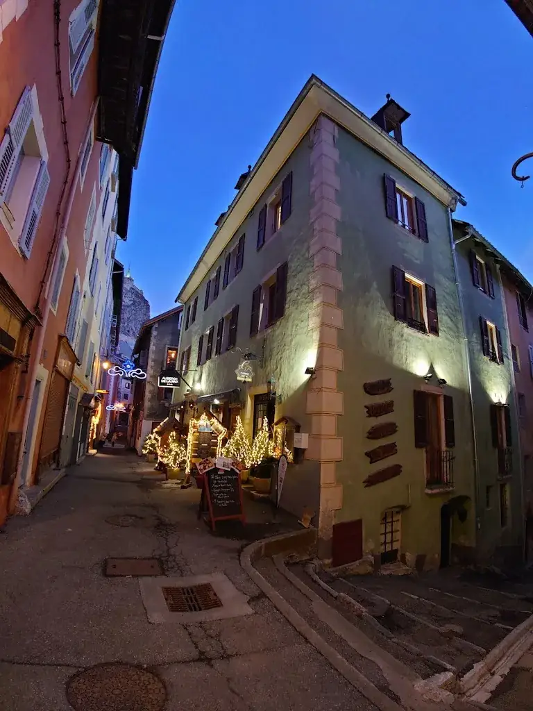 La Caponniere_Briançon_slider_image_3