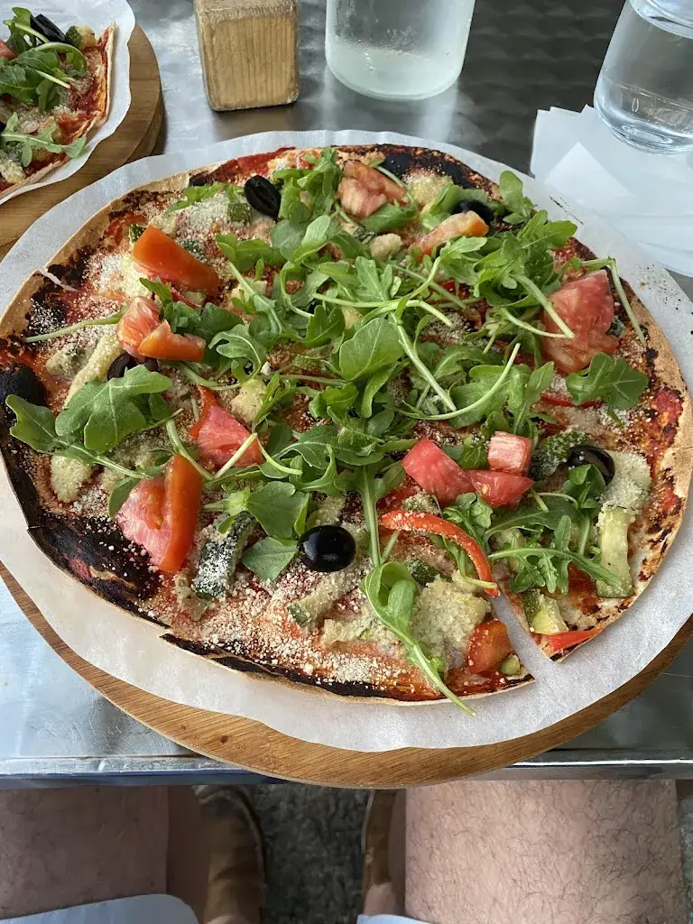 Philip Ellis_PANORAMA CAFE_Briançon_review