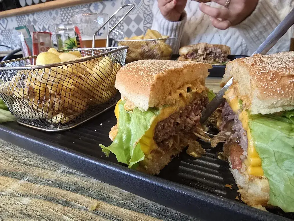 Forrogu Gino_Casa Portugal_Briançon_recensione