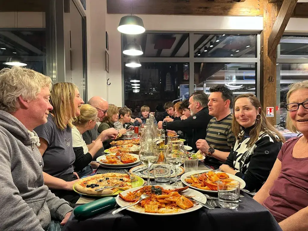 Dave Hampton_TIRAMISU Restaurant Pizzeria_Briançon_review