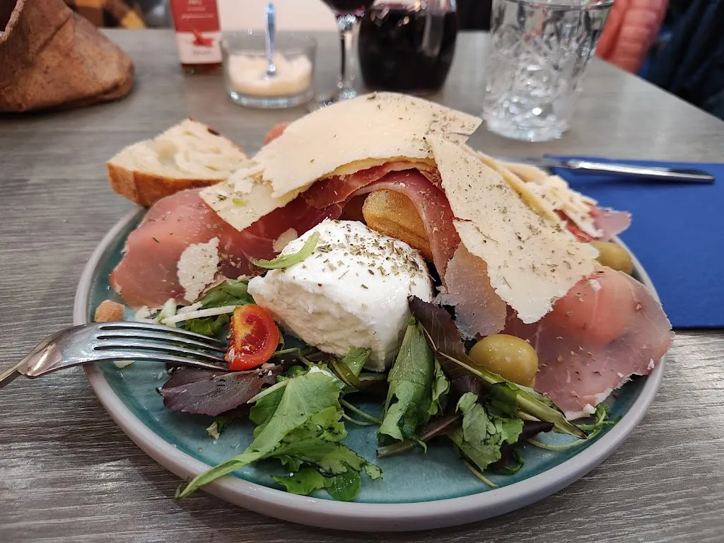 Margherita Briançon_Briançon_slider_image_3