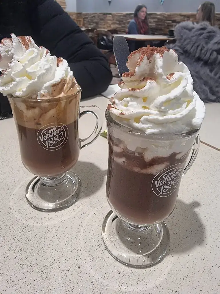 Il Cappuccino bar restaurant_Briançon_slider_image_3